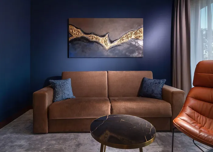 My Story 4* غدينيا